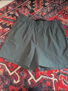 lululemon athletica Men's Olive Green Athletic Shorts